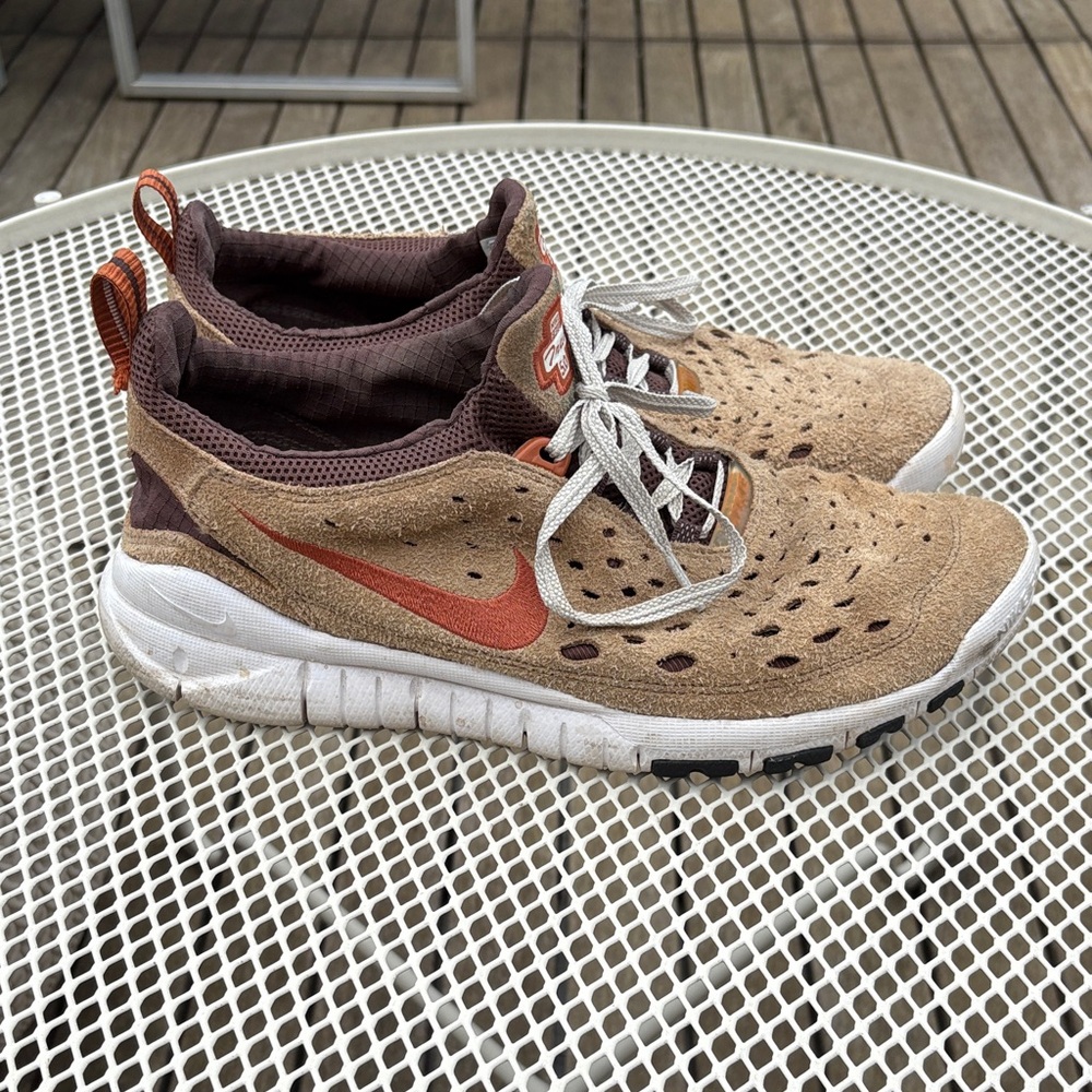 Nike Kids Brown and Orange Sneakers